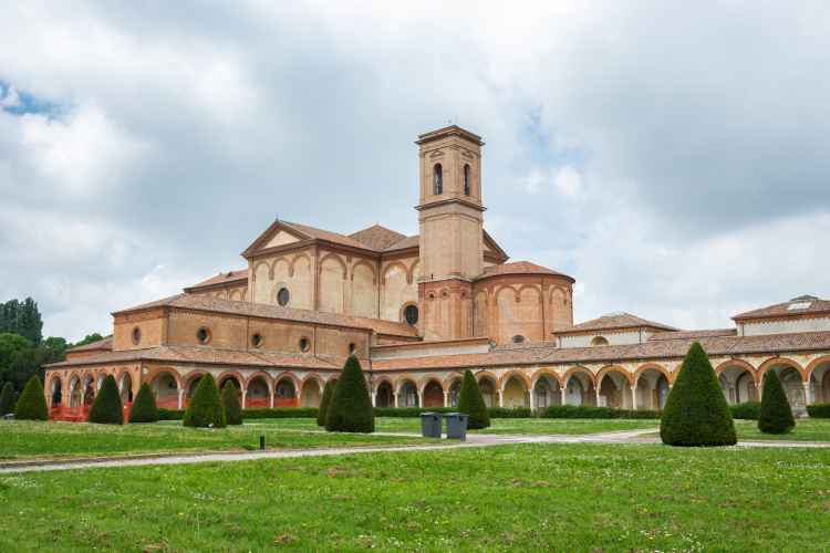 Corsi di Massaggio Oligenesi a Ferrara